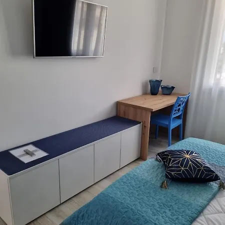 Diana Nocleg ze śniadaniem 3*