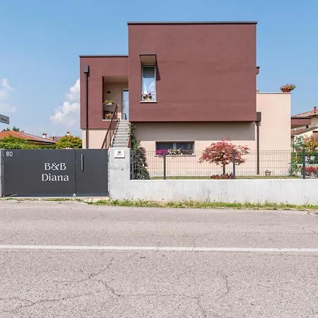 Diana Nocleg ze śniadaniem Pordenone